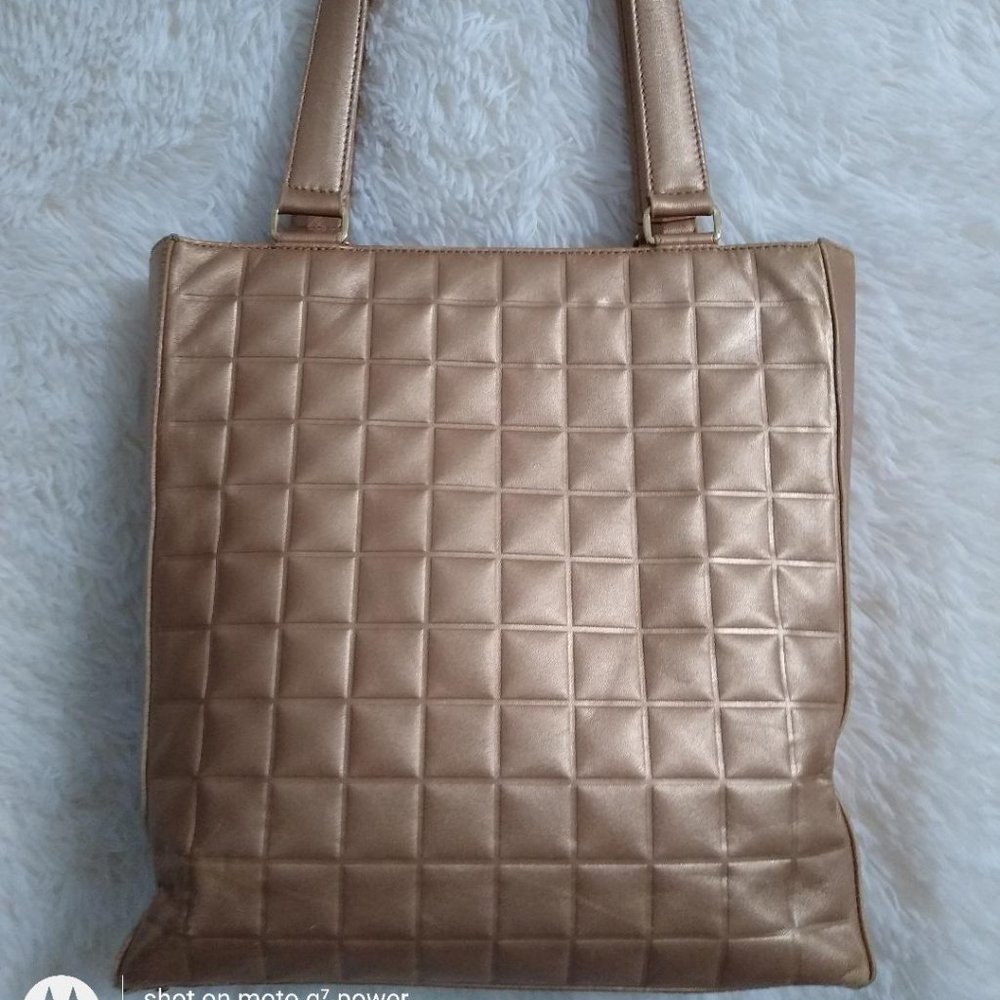 CHANEL Gold Chocolate Bar Tote Bag - Picture 3 of 13